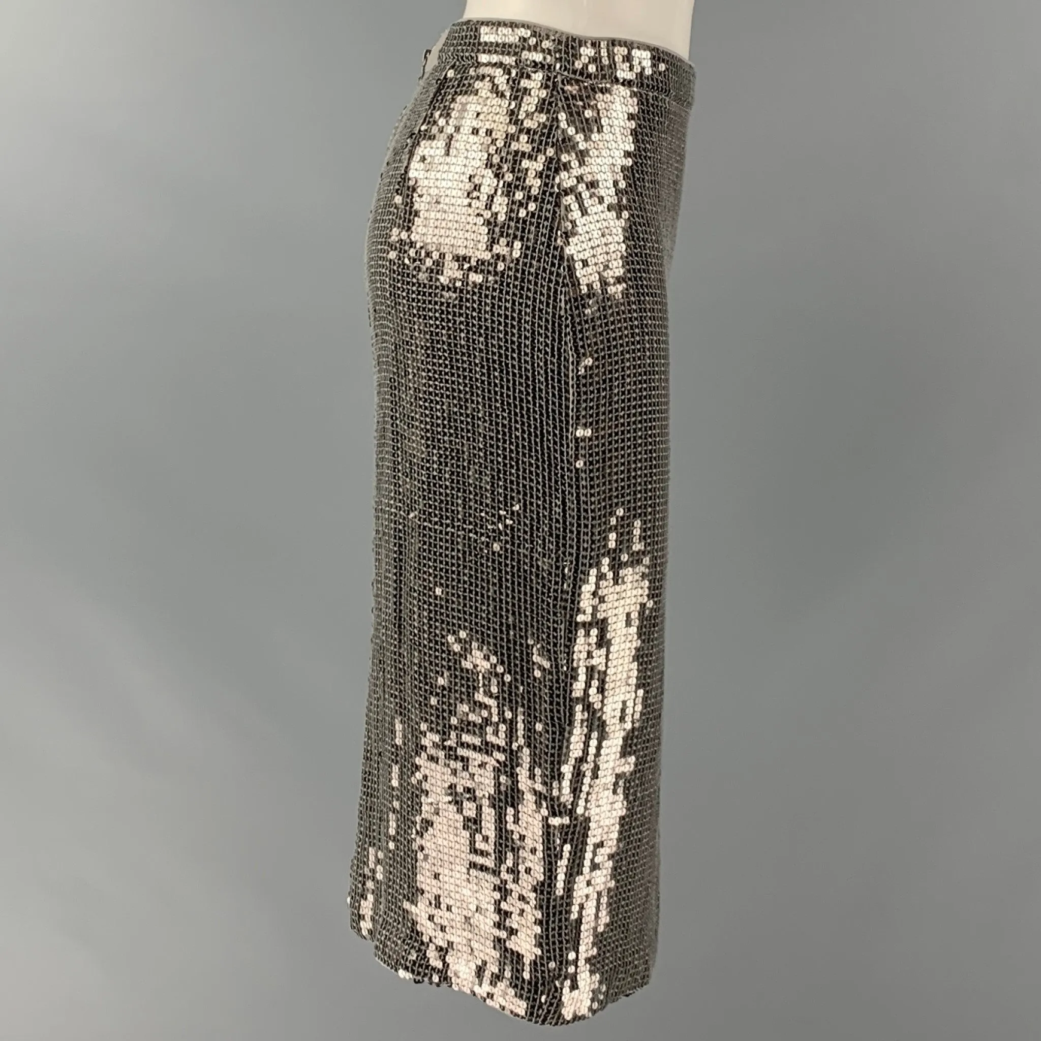 ALICE   OLIVIA Size 2 Silver Viscose Sequined Pencil Skirt