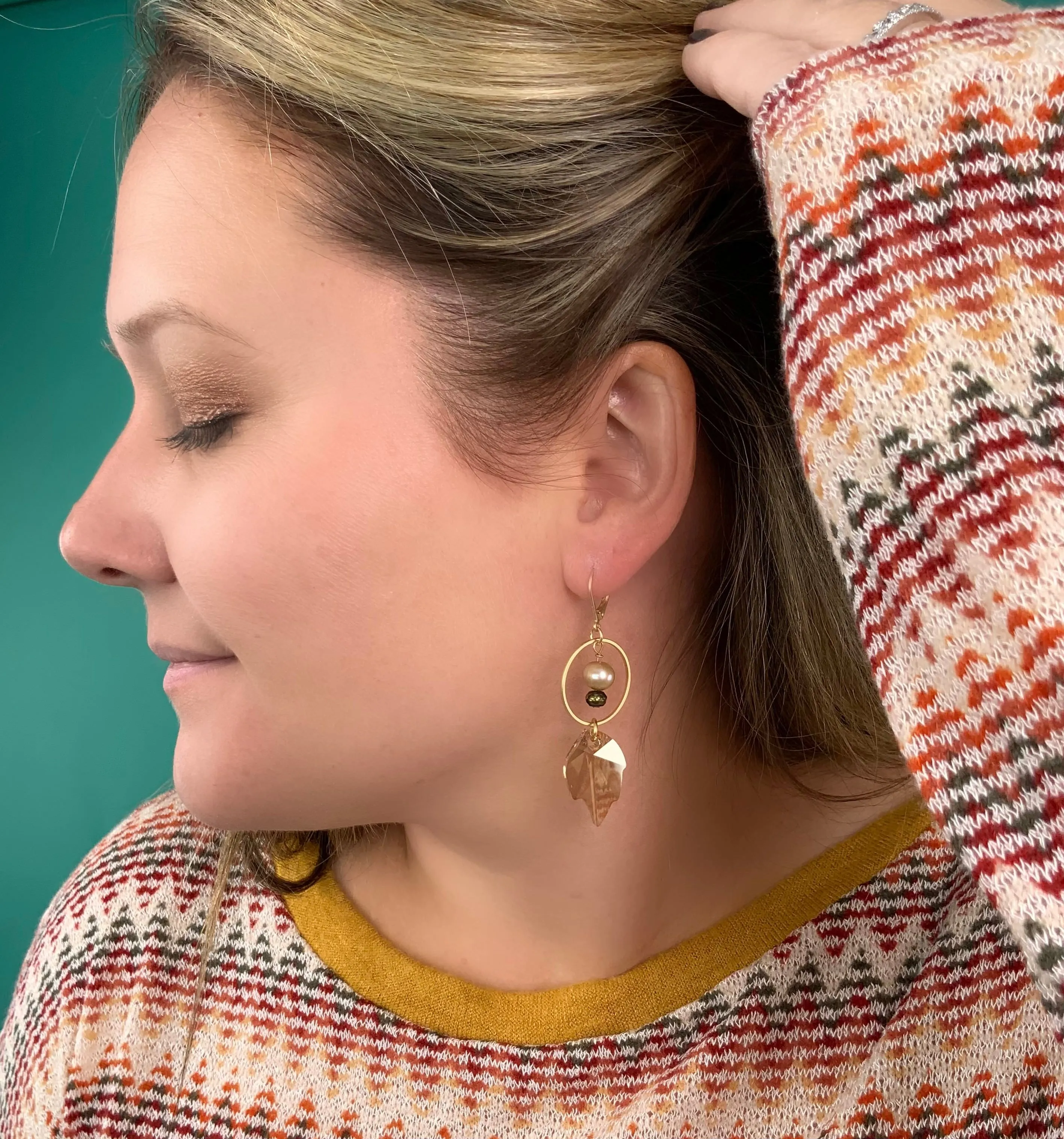 Give it a Whirl Leaf Earrings