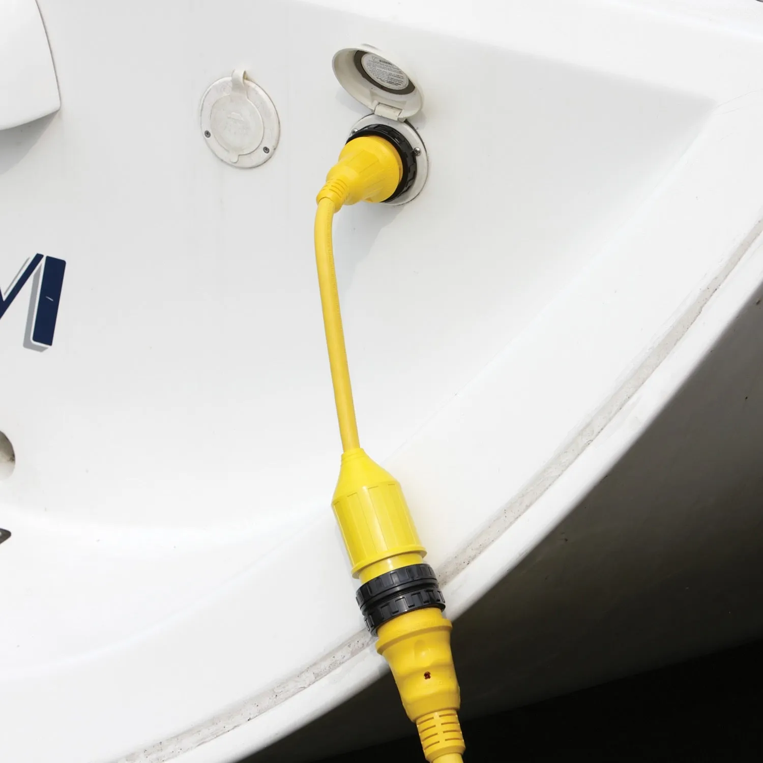 Marinco 30A Fem/15A Male EEL Adapter Pigtail
