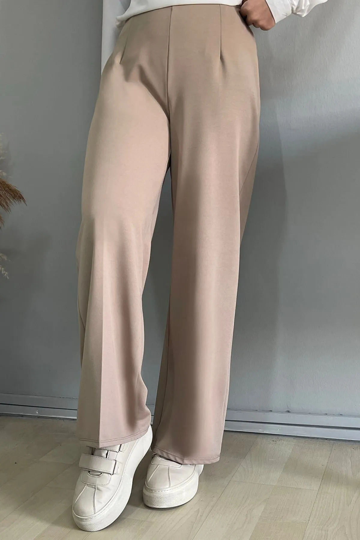 MDS Women Wide Leg High Waist Elastic Waist Pants - Beige - Howell