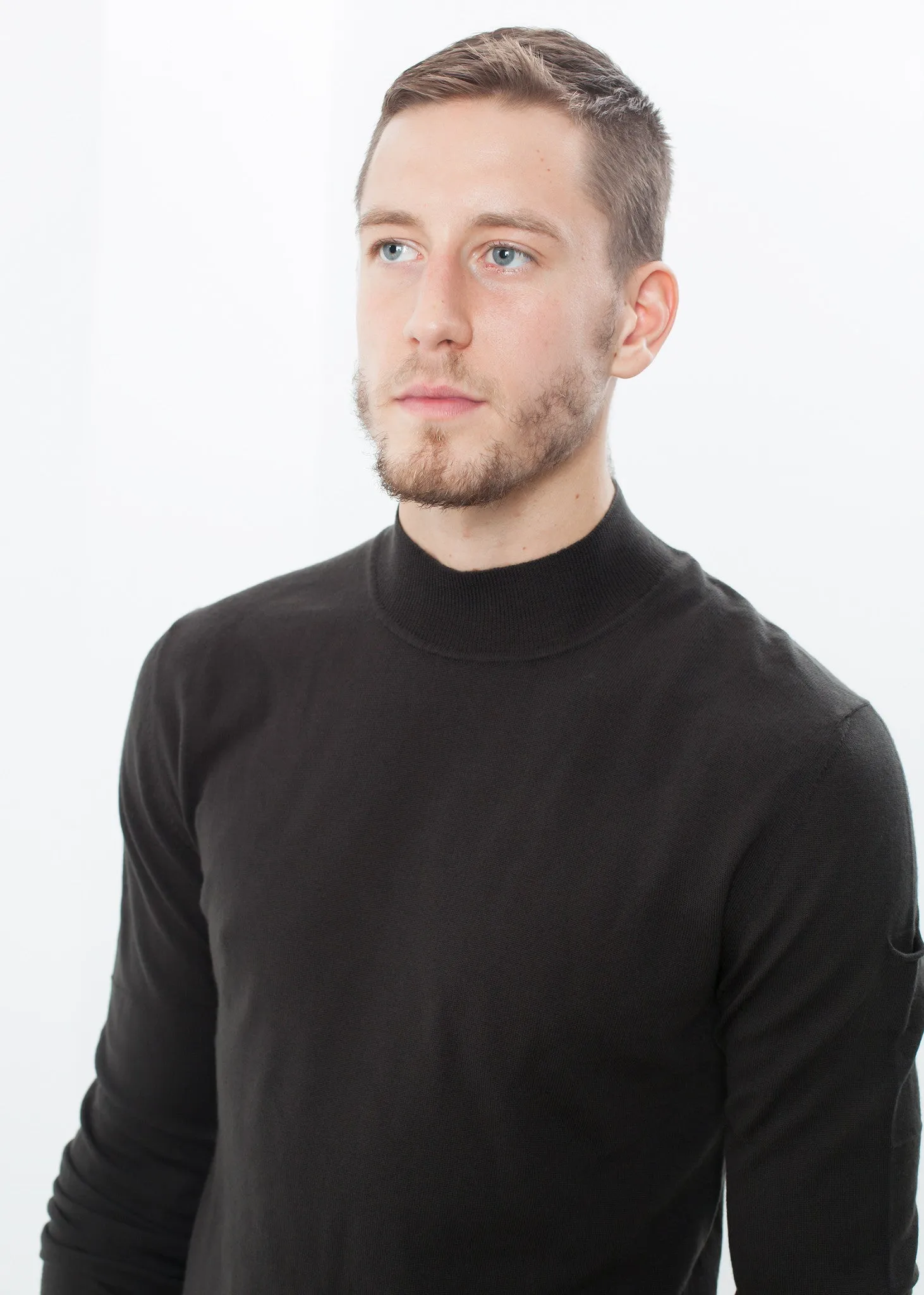 Merino Knit Turtleneck in Cavern - Fashionable Choice