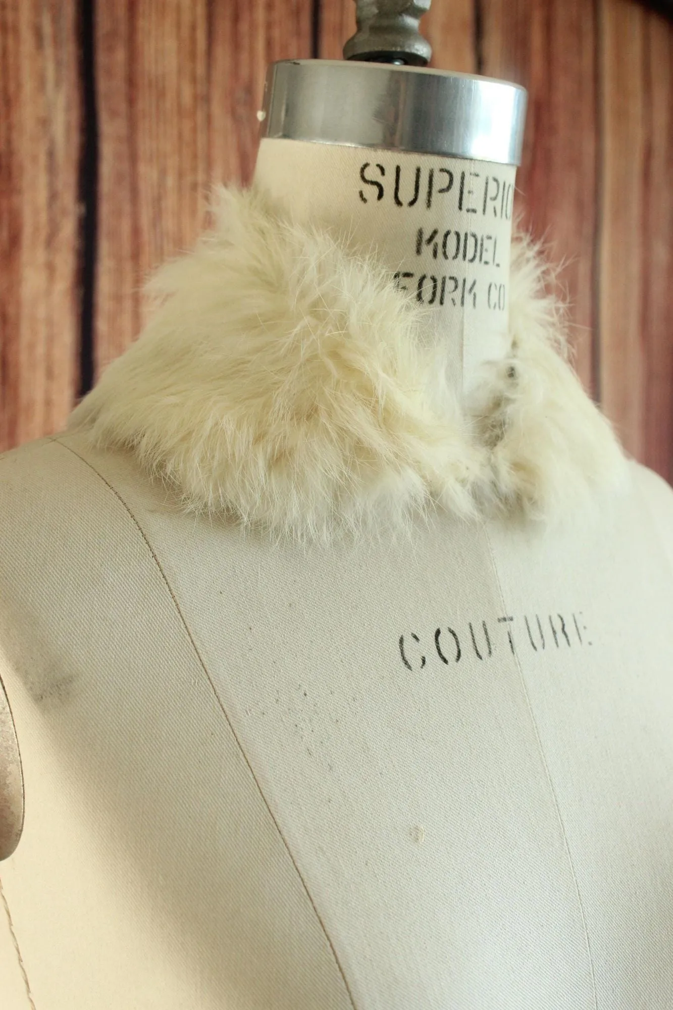 Vintage 1950s White Fur Detachable Blouse or Dress Collar